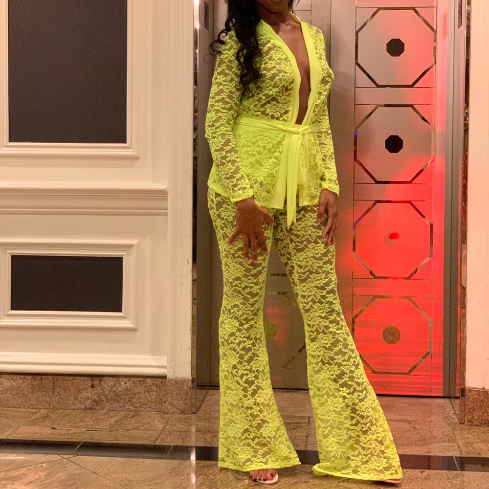 PoshbyV 2-Piece Set Neon Yellow